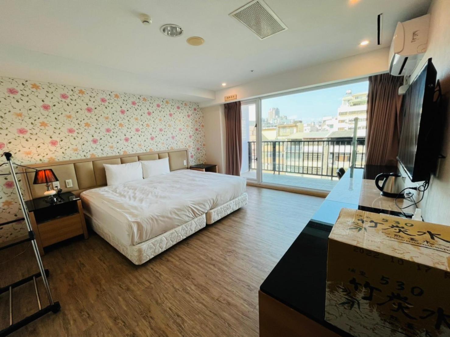 Hotel Champs Elysees Ταϊχούνγκ Εξωτερικό φωτογραφία