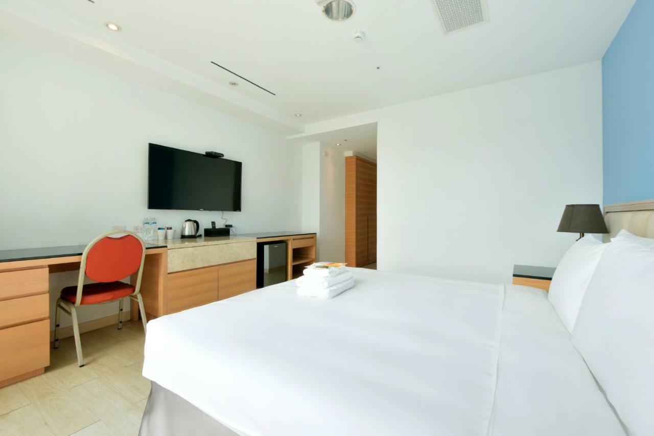 Hotel Champs Elysees Ταϊχούνγκ Εξωτερικό φωτογραφία